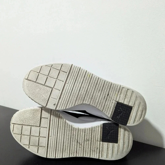 PUMA  Women's Cali Sport Sneaker Size 7.5 women - Picture 6 of 9